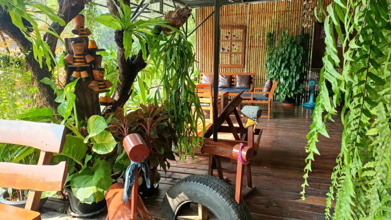 Baan Canalee Phra Nakhon Si Ayutthaya Esterno foto
