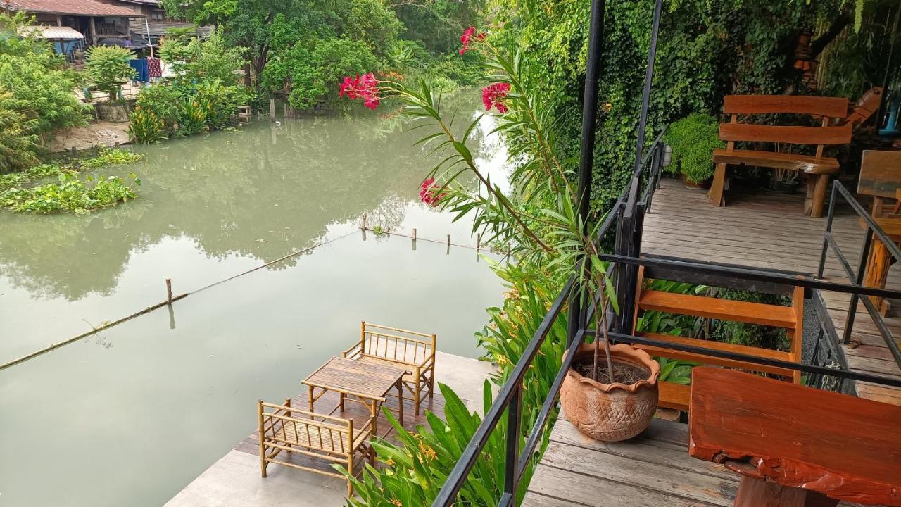 Baan Canalee Phra Nakhon Si Ayutthaya Esterno foto