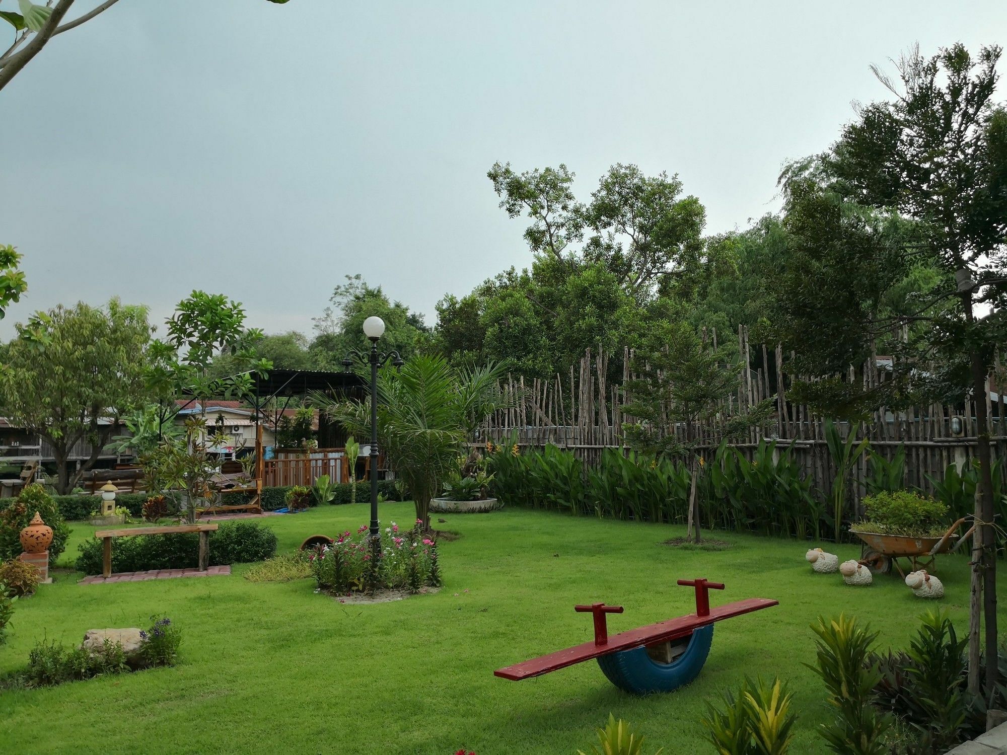 Baan Canalee Phra Nakhon Si Ayutthaya Esterno foto